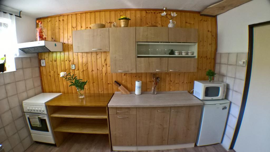 فيلا Chalupa Pod Drabskymi Svetnickami Mnichovo Hradiště المظهر الخارجي الصورة